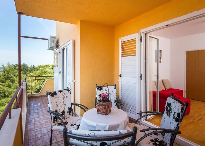 Marisol - One Bedroom With Balcony And Sea View דוברובניק