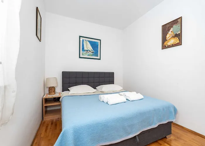 Marisol - One Bedroom With Balcony And Sea View *